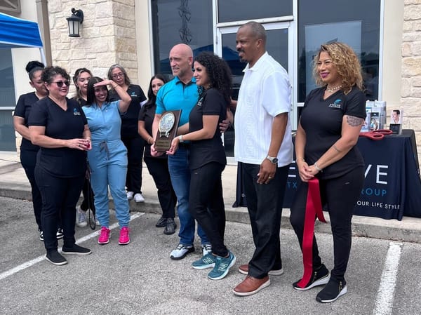 Evolve TX Medical Group Celebrates Grand Opening in Stone Oak with Community Ribbon Cutting and Vendor Showcase